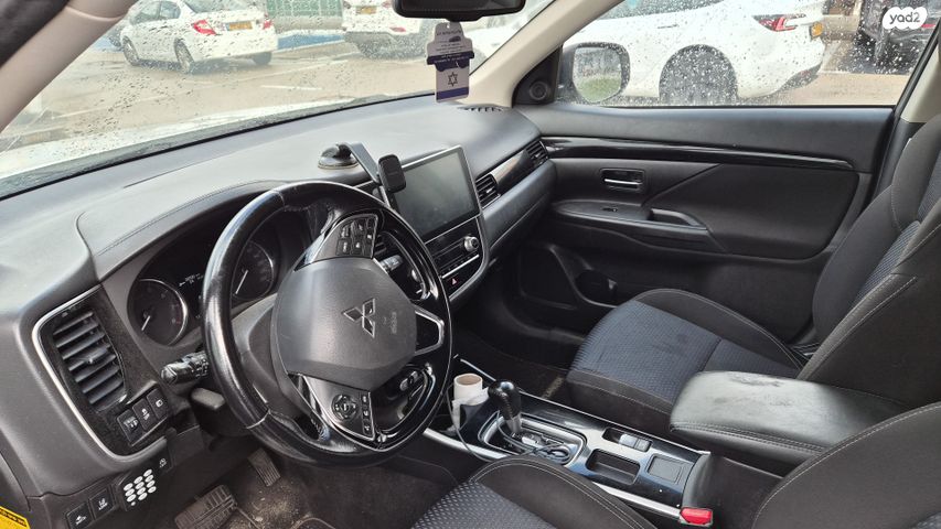 מודעת רכב מיצובישי אאוטלנדר