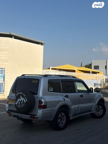 מיצובישי פג'רו