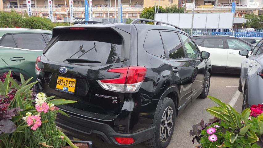 סובארו פורסטר