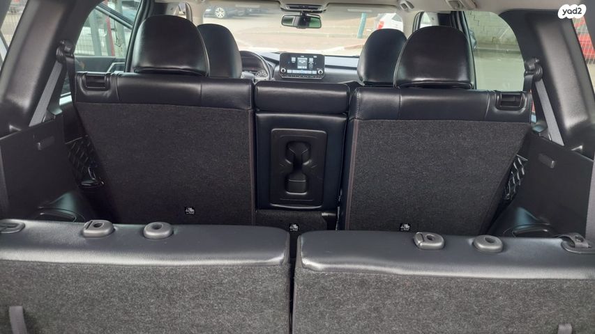 מיצובישי אאוטלנדר