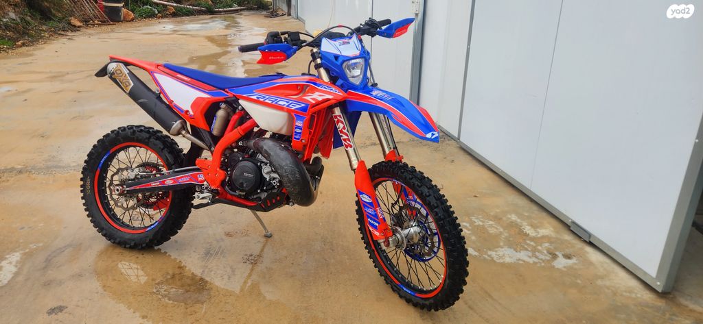 מודעת רכב בטא RR250