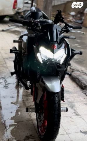 מודעת רכב קאוואסאקי Z900