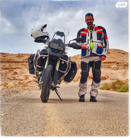 ב.מ.וו F800GS