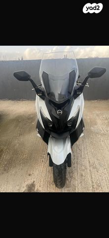 סאן יאנג קרוזים 300 אלפא