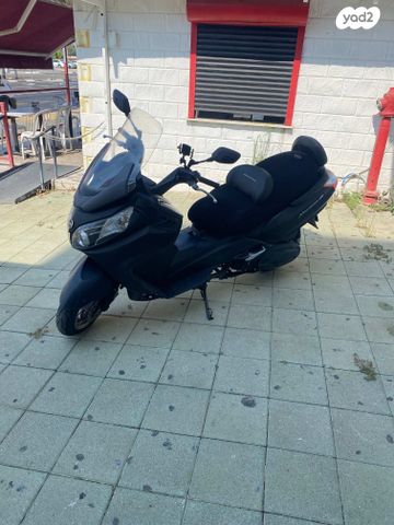 סאן יאנג מקסים 400