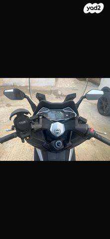 סאן יאנג קרוזים 300 אלפא