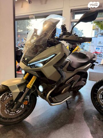 הונדה X-ADV750
