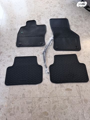 feedItemObj.data.row_1