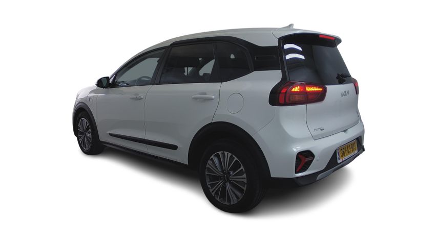 קיה נירו פלוס