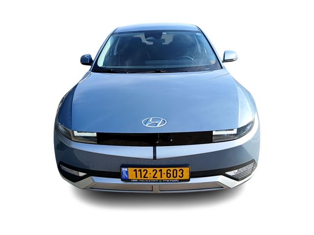 יונדאי איוניק 5