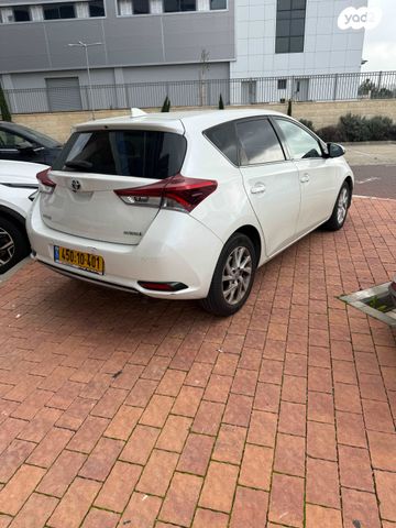 טויוטה אוריס