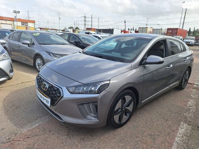 יונדאי איוניק