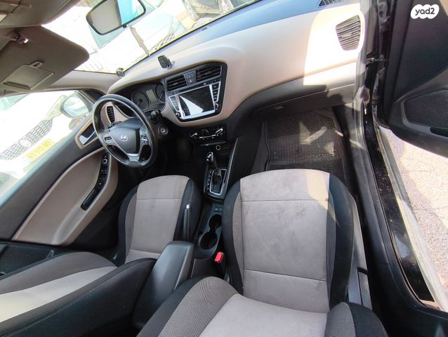 יונדאי I20 קרוס