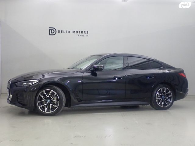 מודעת רכב ב מ וו i4