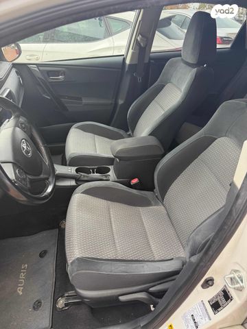 טויוטה אוריס