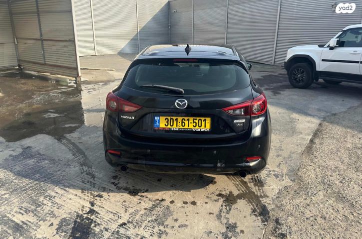 מאזדה 3