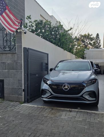 מרצדס-בנץ EQS SUV