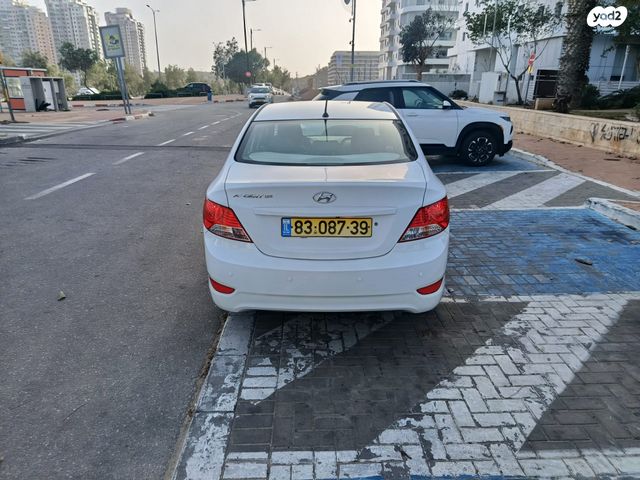 יונדאי אקסנט i25