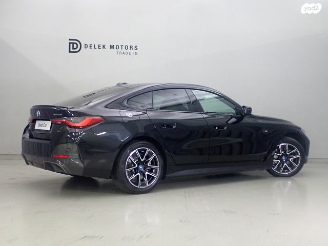 מודעת רכב ב מ וו i4