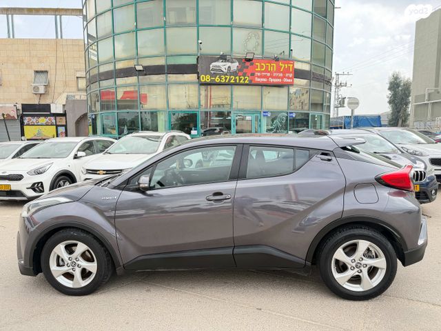 טויוטה C-HR
