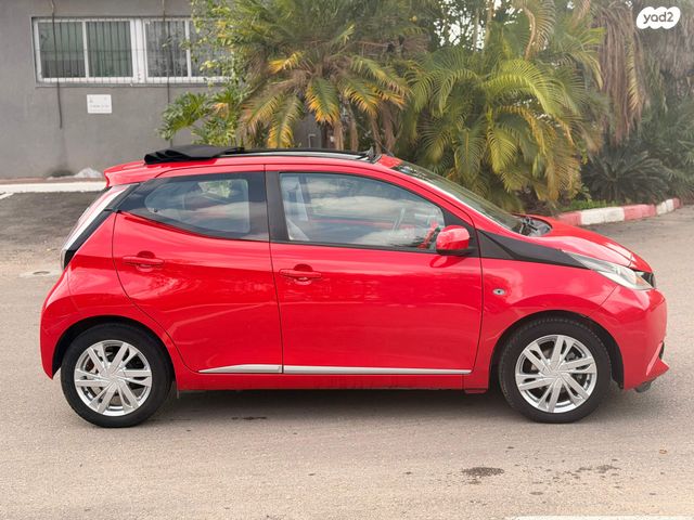 טויוטה אייגו