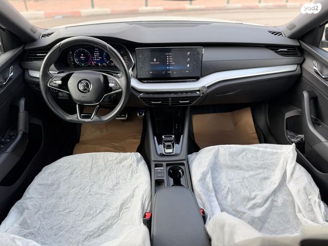 סקודה אוקטביה