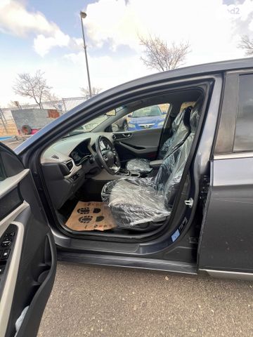 יונדאי איוניק