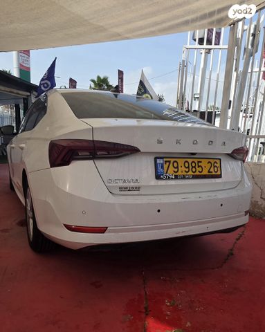 סקודה אוקטביה