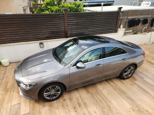 מודעת רכב מרצדס-בנץ CLA