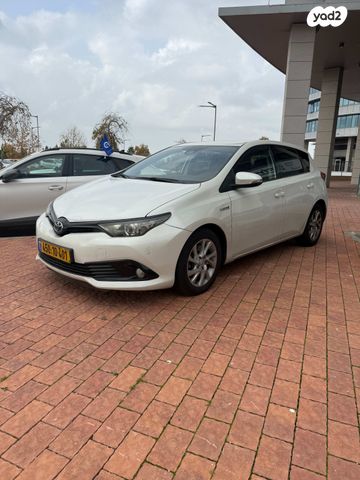 טויוטה אוריס