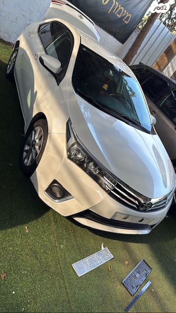 מודעת רכב טויוטה קורולה