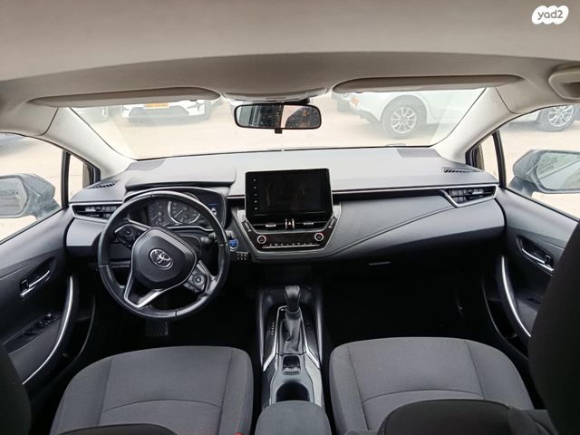 טויוטה קורולה