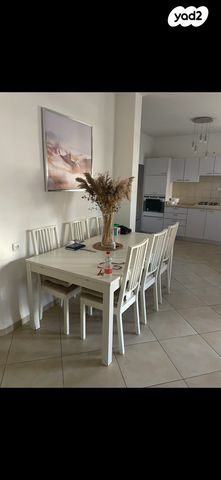 דירה, שדרות רובע יזרעאל 32, רובע יזרעאל סביוני העמק, עפולה