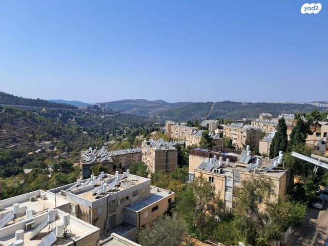 דירה, הרב חיים חביב 1, קרית היובל, ירושלים