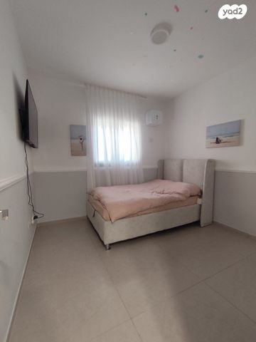 גג/ פנטהאוז, אשכולית 22, רמות הרכס, באר שבע