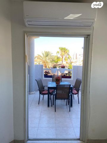 גג/ פנטהאוז, יוסף כובשי 9, שעריים, רחובות