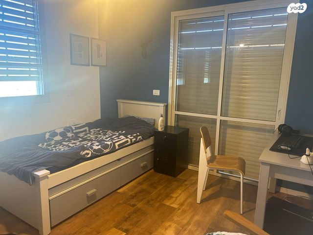 דו משפחתי, שדות 2, שאר העיר, קדימה צורן