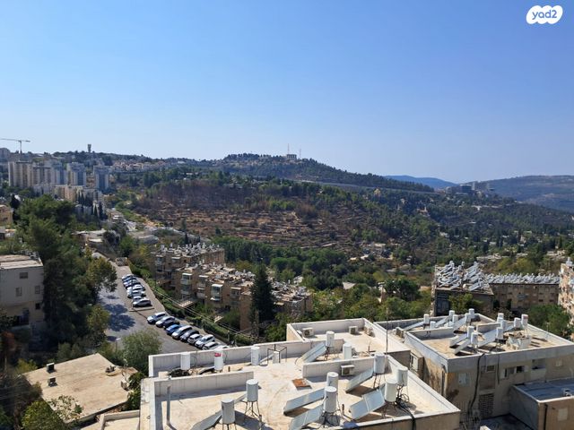 דירה, הרב חיים חביב 1, קרית היובל, ירושלים