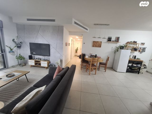 דירה, מבצע אנטבה 2, נאות יצחק רבין, שדרות