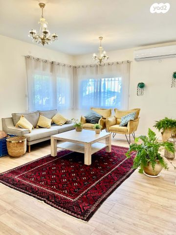 בית פרטי/ קוטג', דפנה 21, שאר העיר, כפר תבור