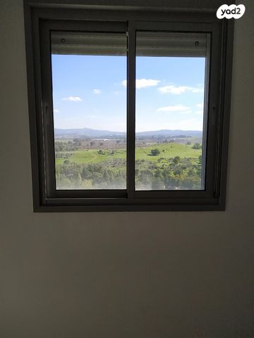 דירה, עוזי חיטמן 1, נאות אפק, אפקה, קרית ביאליק