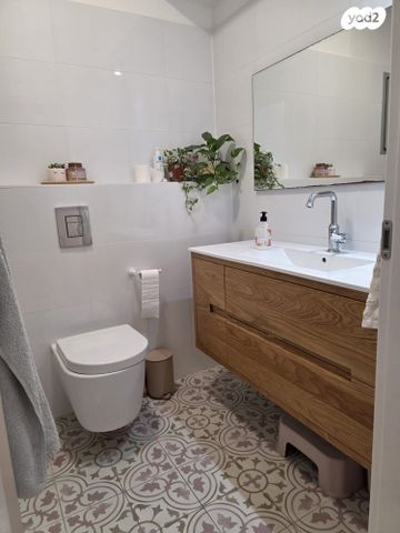 דירה, אורנה פורת 25, הרקפות, ראשון לציון