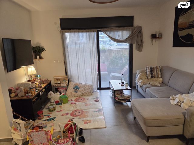 דירה, דגן 8, עמירם, פרדס חנה כרכור