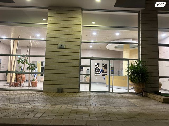 גג/ פנטהאוז, המרגנית 4, קרית אילון, חולון