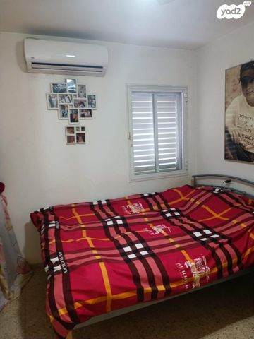 דירה, חיים נחמן ביאליק 43, שכונה ב', באר שבע