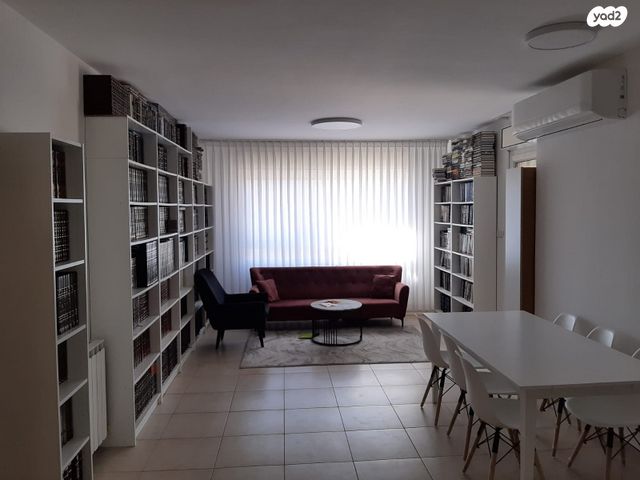 דירה, הרב אריה בינה 7, חומת שמואל, הר חומה, ירושלים