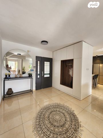 בית פרטי/ קוטג', האלה 55, צמח השדה, מעלה אדומים