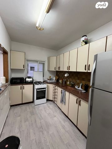 דירה, נחמה פוחצ'בסקי 11, רמב"ם, ראשון לציון