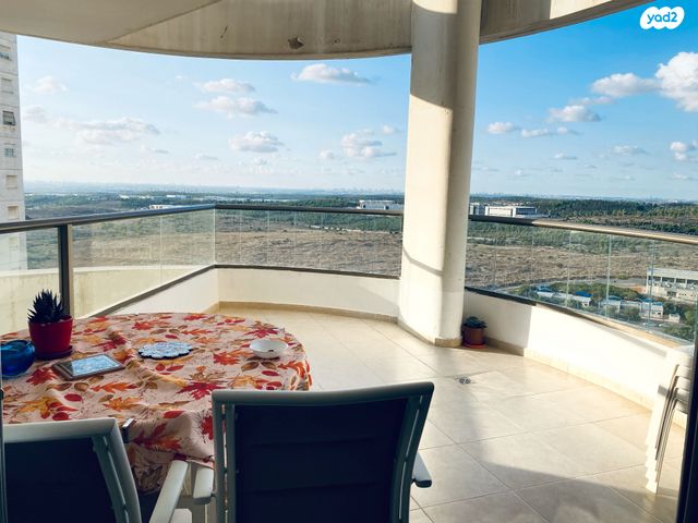 דירה, ככר חטיבת הראל 10, המגינים, מודיעין מכבים רעות