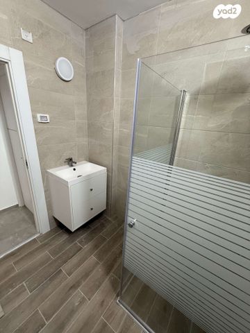 דירה, שדרות השושנים 11, בן גוריון, נצרת עילית / נוף הגליל